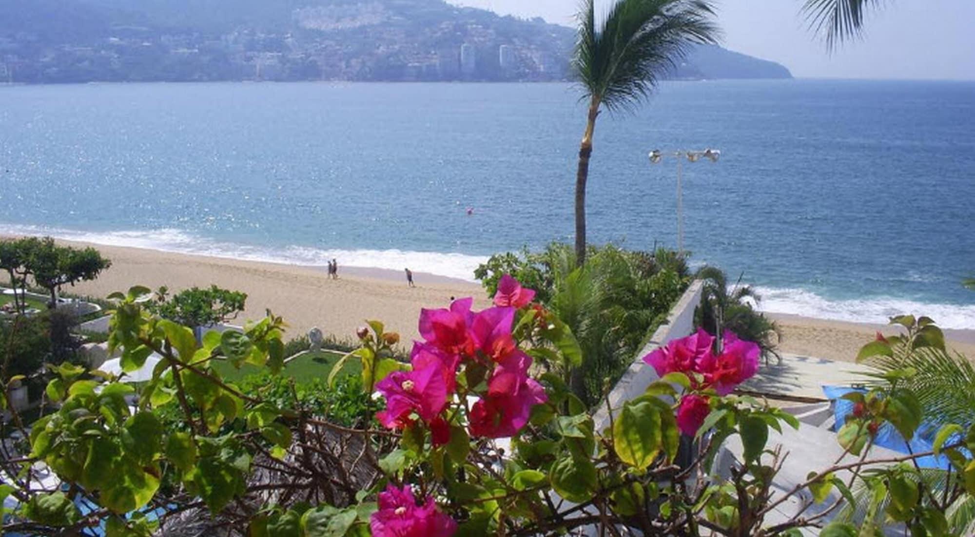 Hotel Acapulco Malibu Екстер'єр фото