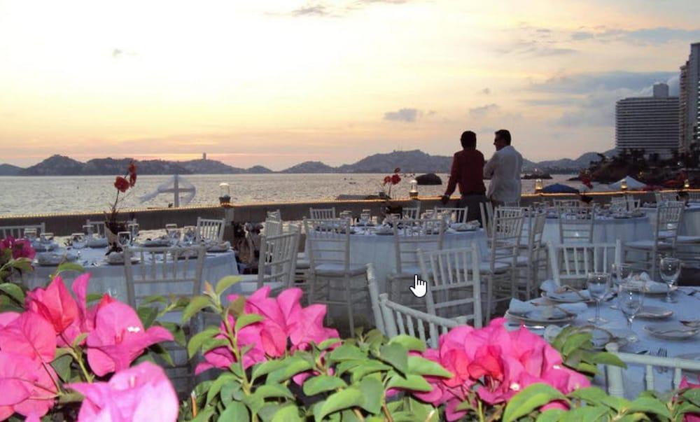Hotel Acapulco Malibu Екстер'єр фото