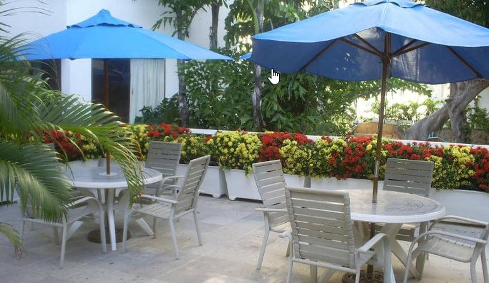 Hotel Acapulco Malibu Екстер'єр фото